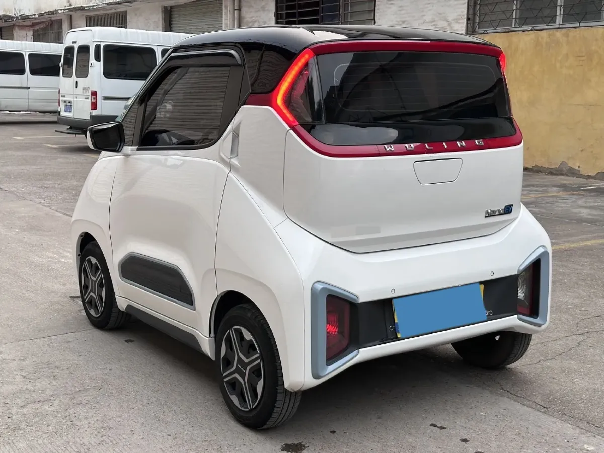 2021 WuLing Nano EV BEV 28KWH,autocango,china used car exporter,china ev exporter,chinese used car exporter,chinese used ev exporter