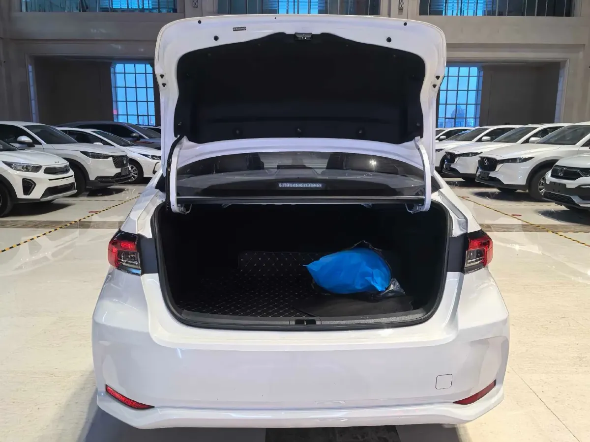 2022 Toyota Corolla 1.2T 116HP L4 CVT,autocango,china used car exporter,china ev exporter,chinese used car exporter,chinese used ev exporter