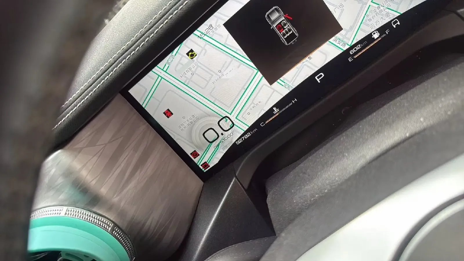 2021 Tank 300 2.0T 227HP L4 8AT,autocango,china used car exporter,china ev exporter,chinese used car exporter,chinese used ev exporter