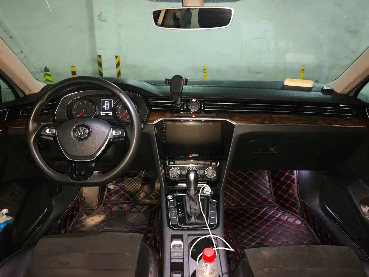 2018 Volkswagen Magotan 1.8T 180HP L4 7DCT,autocango,china used car exporter,china ev exporter,chinese used car exporter,chinese used ev exporter