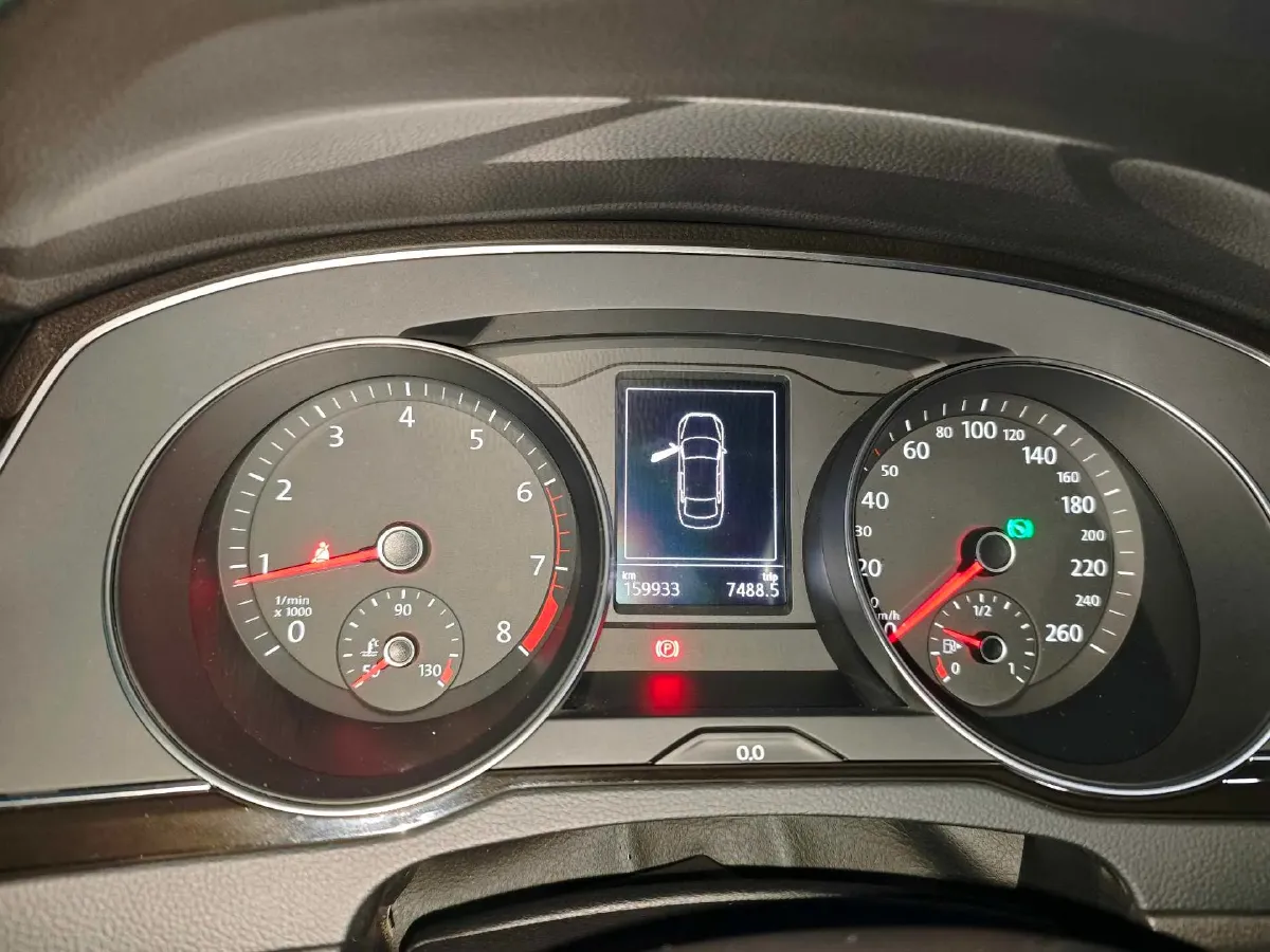 2018 Volkswagen Magotan 1.8T 180HP L4 7DCT,autocango,china used car exporter,china ev exporter,chinese used car exporter,chinese used ev exporter