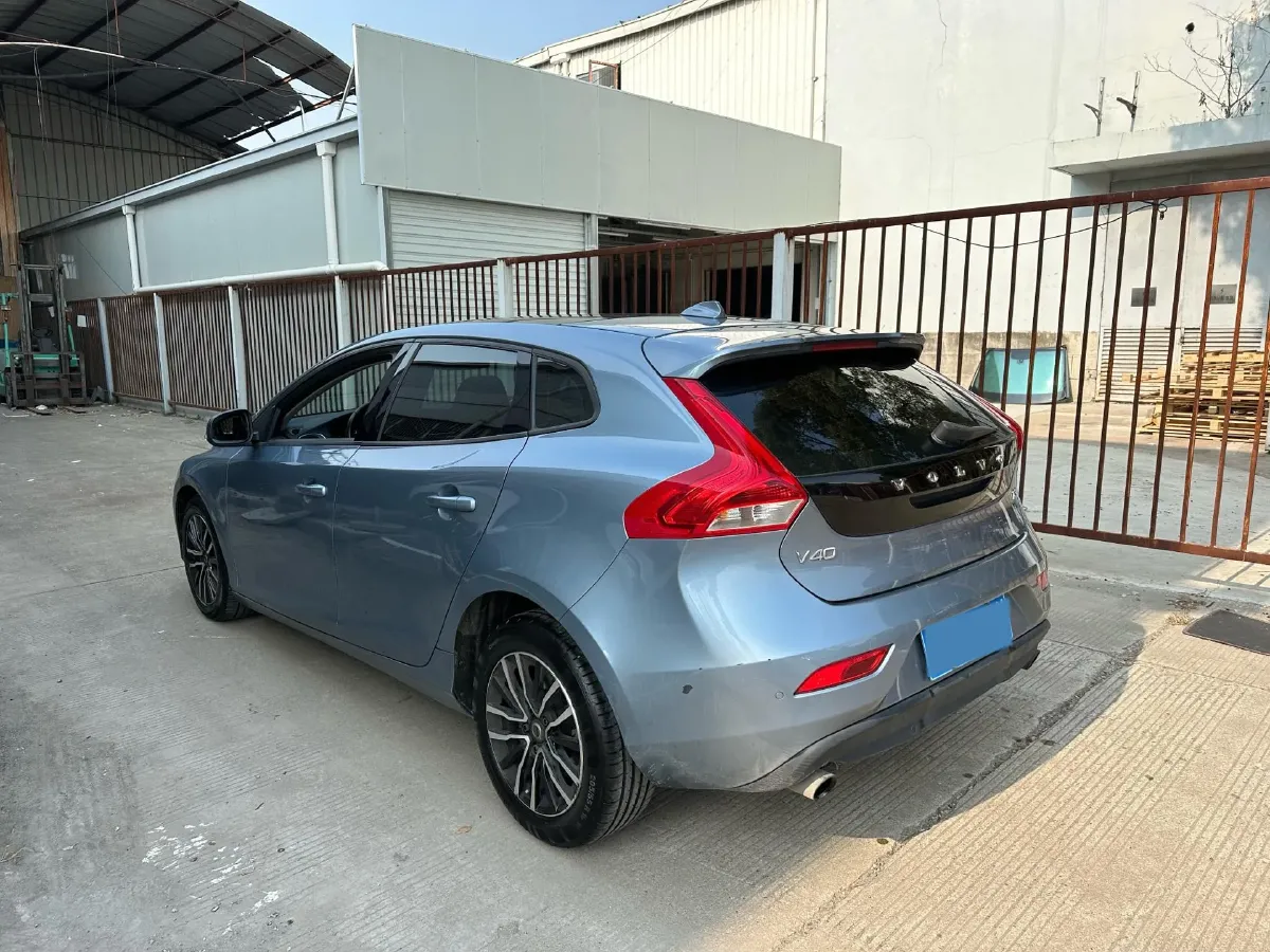 2019 Volvo V40 1.5T 152HP L4 6AT,autocango,china used car exporter,china ev exporter,chinese used car exporter,chinese used ev exporter