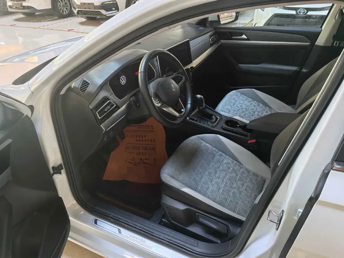 2023 Volkswagen Lavida 1.4T 150HP L4 7DCT,autocango,china used car exporter,china ev exporter,chinese used car exporter,chinese used ev exporter