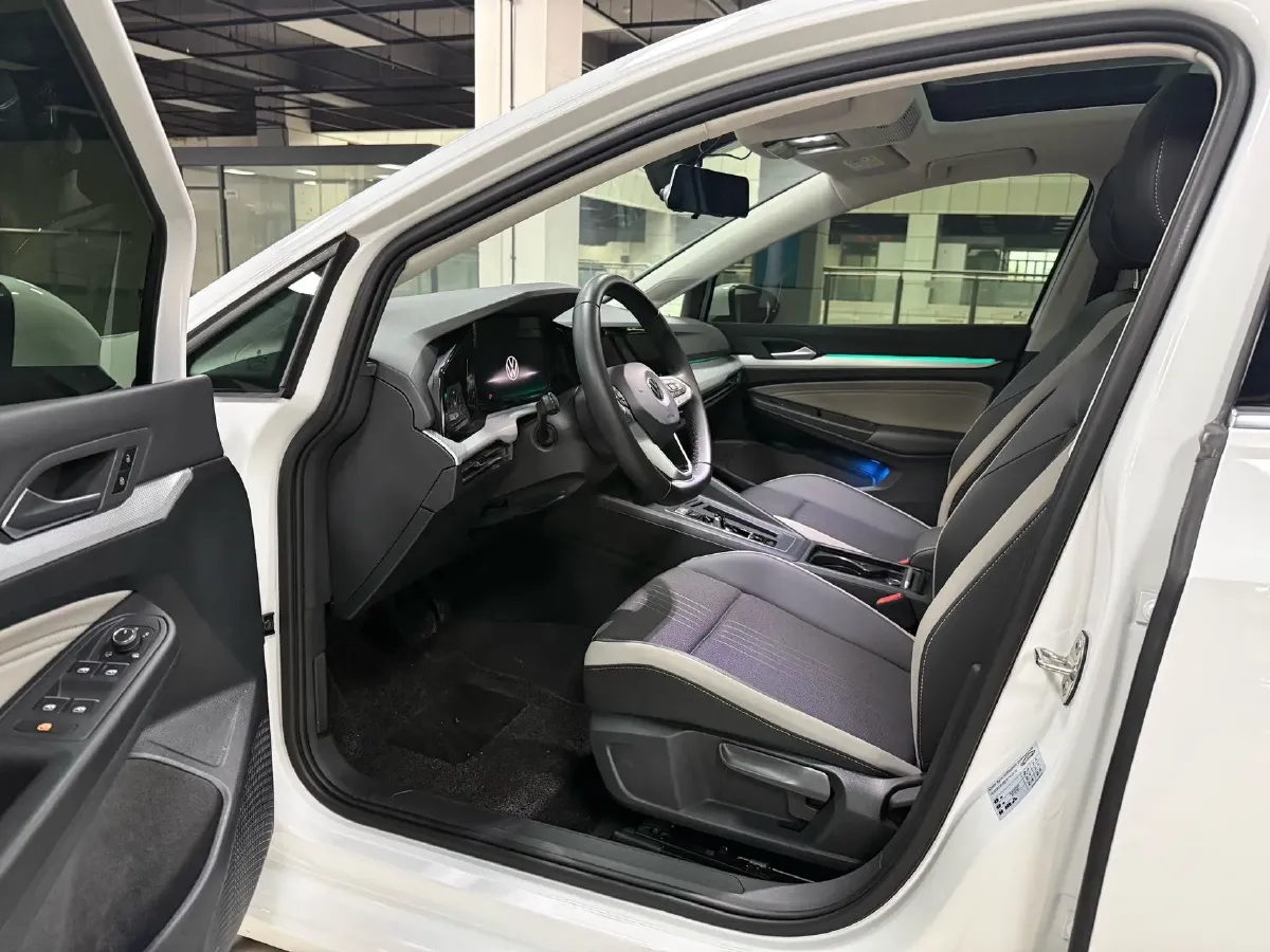 2021 Volkswagen Golf 1.4T 150HP L4 7DCT,autocango,china used car exporter,china ev exporter,chinese used car exporter,chinese used ev exporter