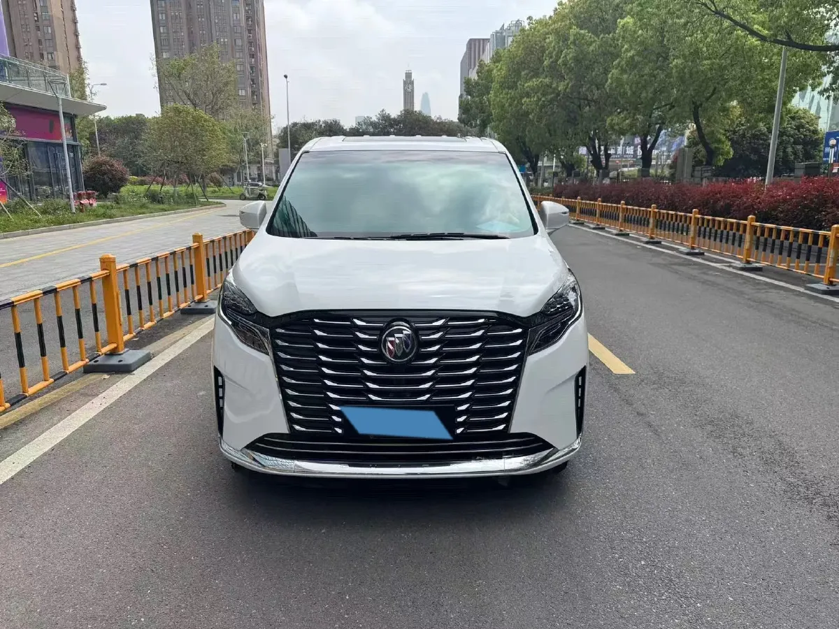 2023 Buick GL8 2.0T 237HP L4 9AT,autocango,china used car exporter,china ev exporter,chinese used car exporter,chinese used ev exporter