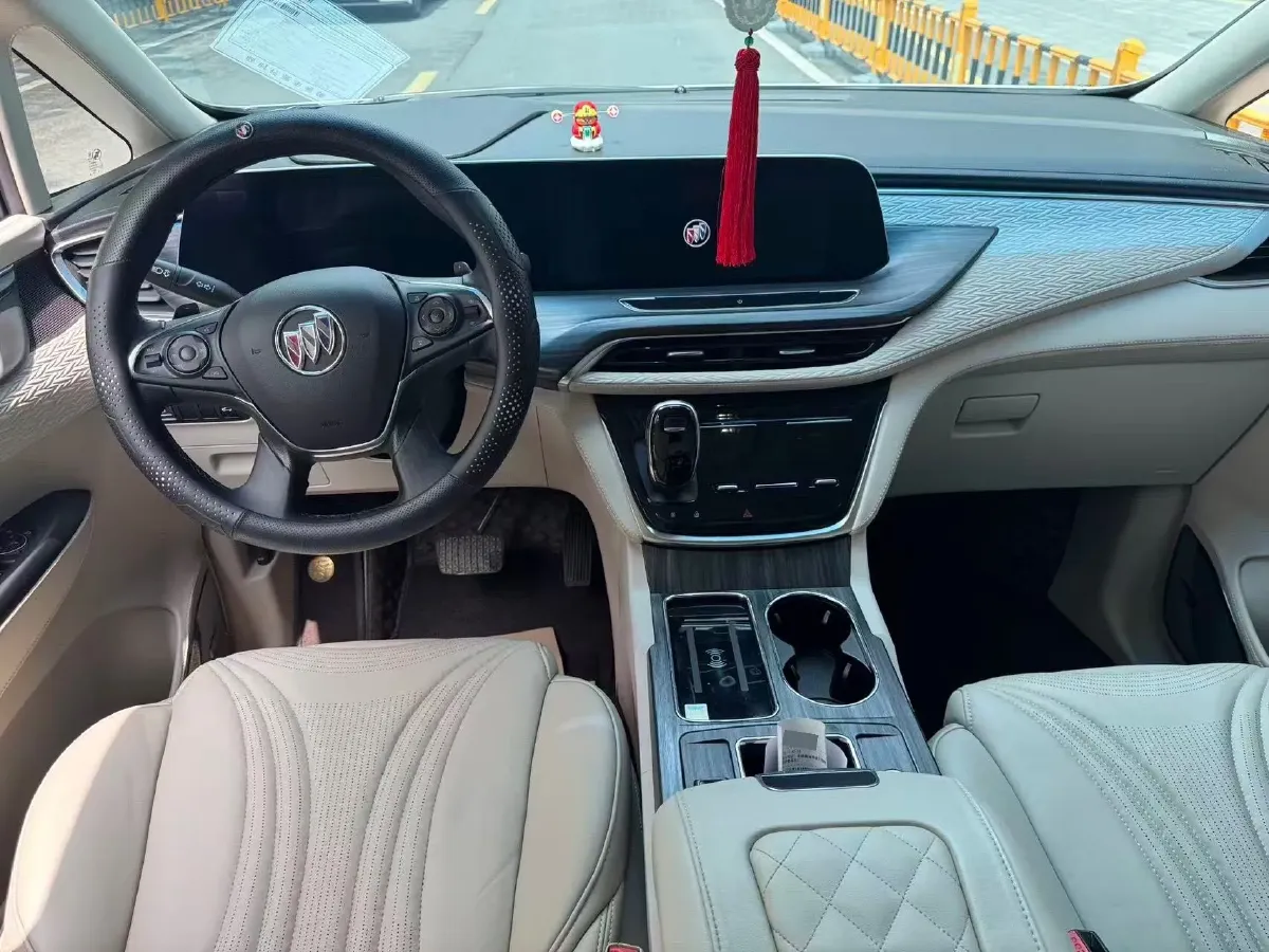 2023 Buick GL8 2.0T 237HP L4 9AT,autocango,china used car exporter,china ev exporter,chinese used car exporter,chinese used ev exporter