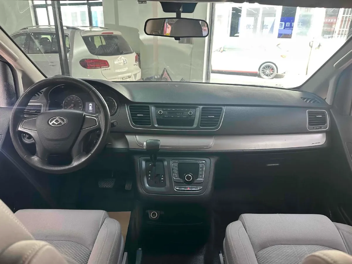 2020 Volkswagen T-Roc 1.4T 150HP L4 7DCT,autocango,china used car exporter,china ev exporter,chinese used car exporter,chinese used ev exporter