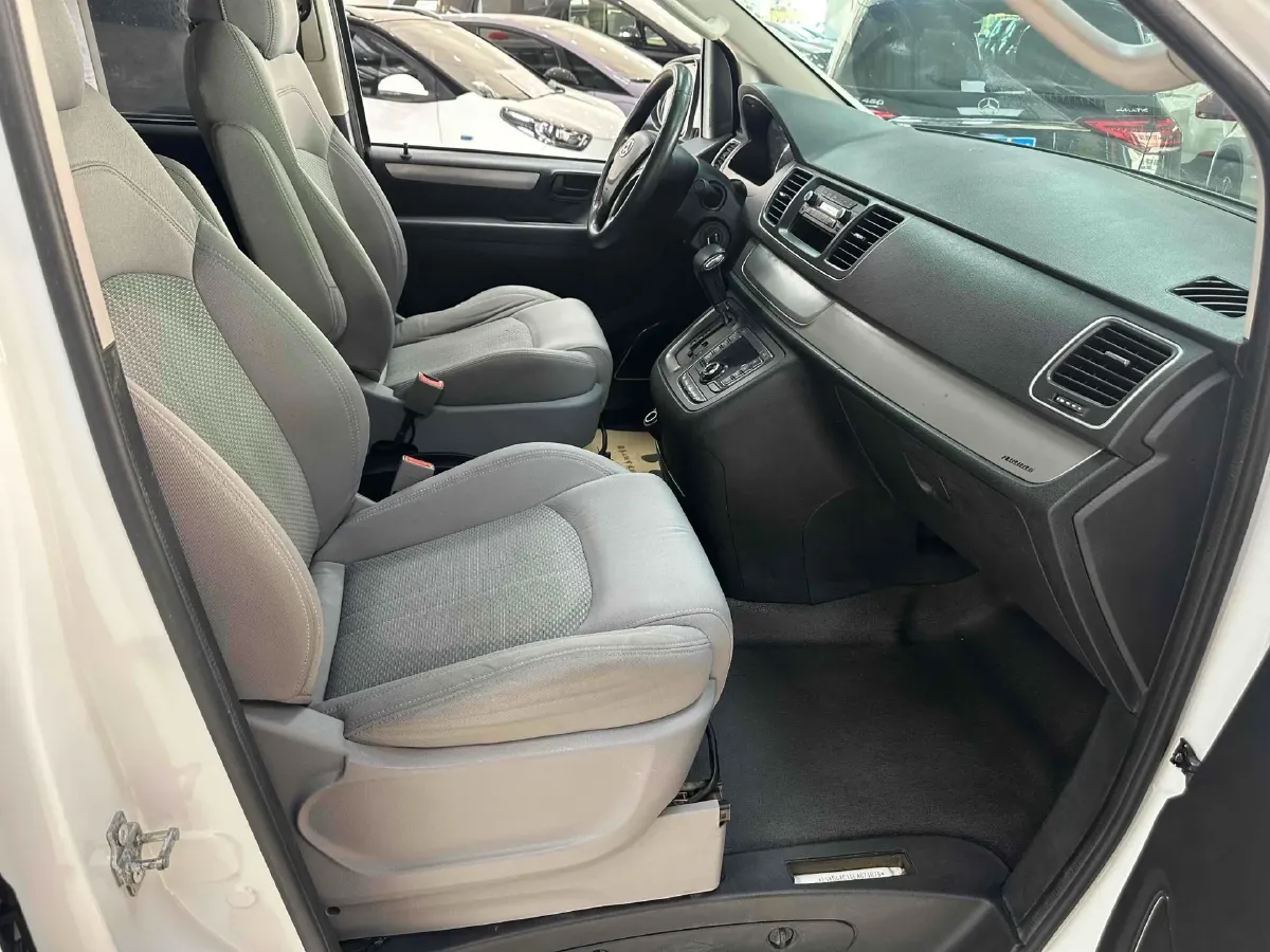 2020 Volkswagen T-Roc 1.4T 150HP L4 7DCT,autocango,china used car exporter,china ev exporter,chinese used car exporter,chinese used ev exporter