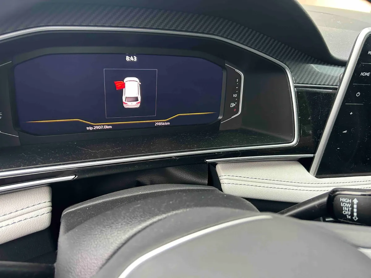 2023 Volkswagen Tiguan L 2.0T 186HP L4 7DCT,autocango,china used car exporter,china ev exporter,chinese used car exporter,chinese used ev exporter