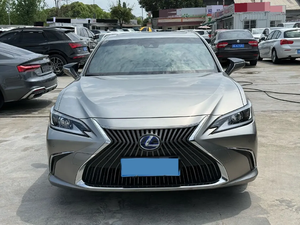 2020 Lexus ES 2.5L 178HP L4 E-CVT Hybrid,autocango,china used car exporter,china ev exporter,chinese used car exporter,chinese used ev exporter