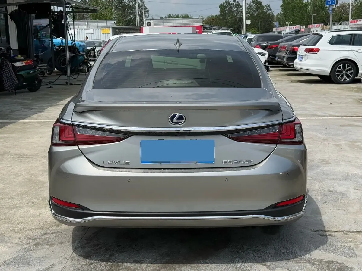 2020 Lexus ES 2.5L 178HP L4 E-CVT Hybrid,autocango,china used car exporter,china ev exporter,chinese used car exporter,chinese used ev exporter