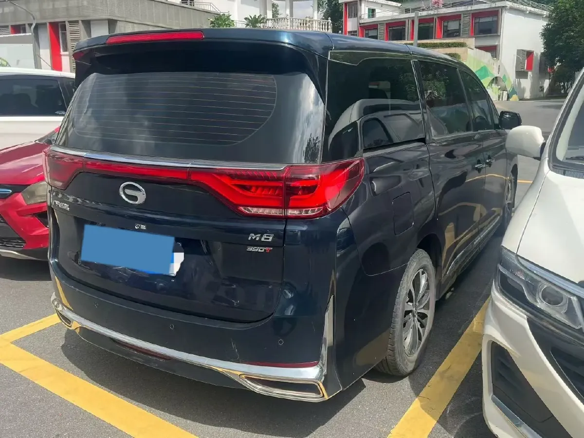 2021 GAC Trumpchi M8 2.0T 252HP L4 8AT,autocango,china used car exporter,china ev exporter,chinese used car exporter,chinese used ev exporter