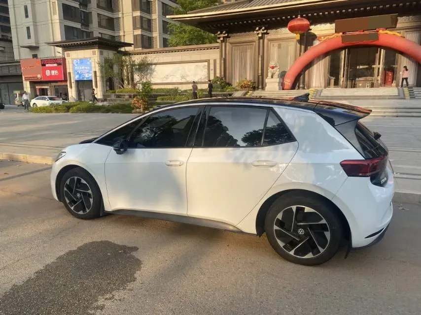 2024 Volkswagen ID.3 BEV 52.8KWH,autocango,china used car exporter,china ev exporter,chinese used car exporter,chinese used ev exporter