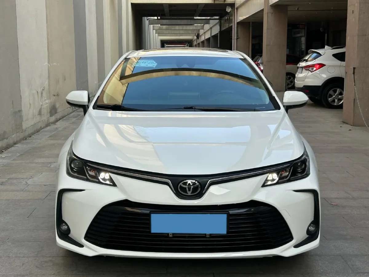 2022 Toyota Corolla 1.2T 116HP L4 CVT,autocango,china used car exporter,china ev exporter,chinese used car exporter,chinese used ev exporter