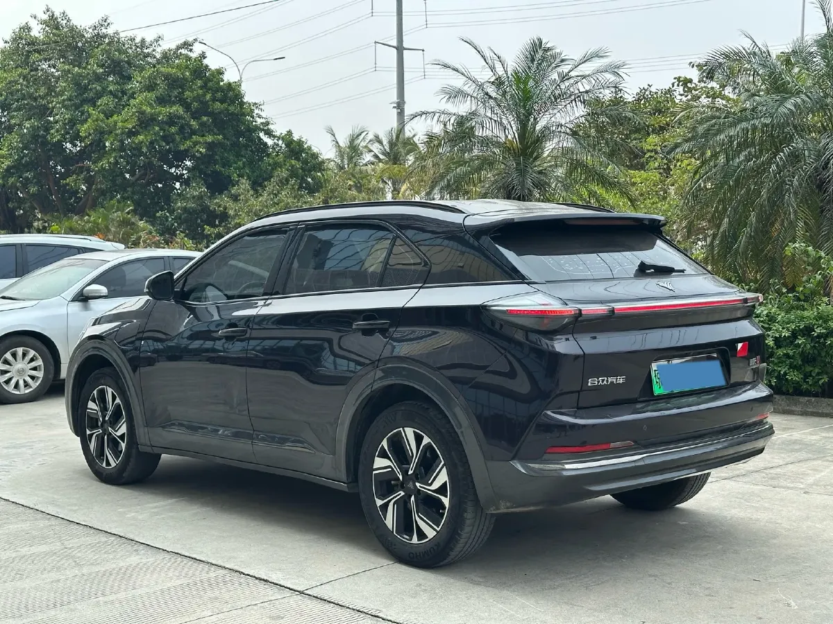 2022 Ford Focus 1.5T 177HP L4 6AT,autocango,china used car exporter,china ev exporter,chinese used car exporter,chinese used ev exporter