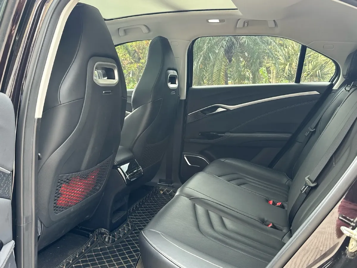 2022 Ford Focus 1.5T 177HP L4 6AT,autocango,china used car exporter,china ev exporter,chinese used car exporter,chinese used ev exporter