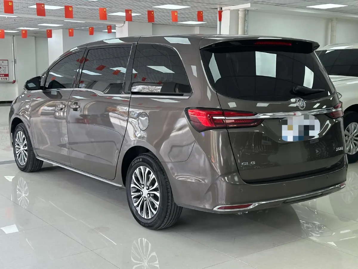 2023 Buick GL8 2.0T 237HP L4 9AT,autocango,china used car exporter,china ev exporter,chinese used car exporter,chinese used ev exporter