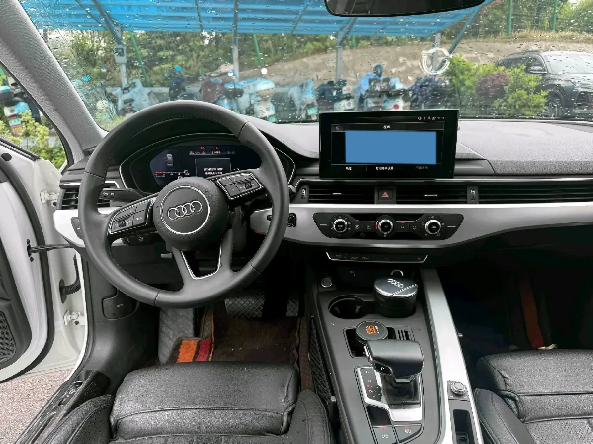 2020 Audi A4L 2.0T 190HP L4 7DCT,autocango,china used car exporter,china ev exporter,chinese used car exporter,chinese used ev exporter