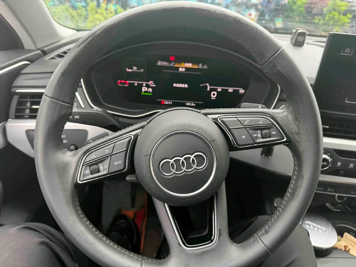 2020 Audi A4L 2.0T 190HP L4 7DCT,autocango,china used car exporter,china ev exporter,chinese used car exporter,chinese used ev exporter