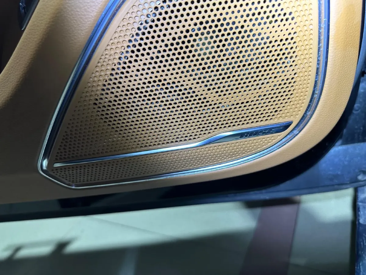 2020 HongQi H9 2.0T 252HP L4 7DCT,autocango,china used car exporter,china ev exporter,chinese used car exporter,chinese used ev exporter