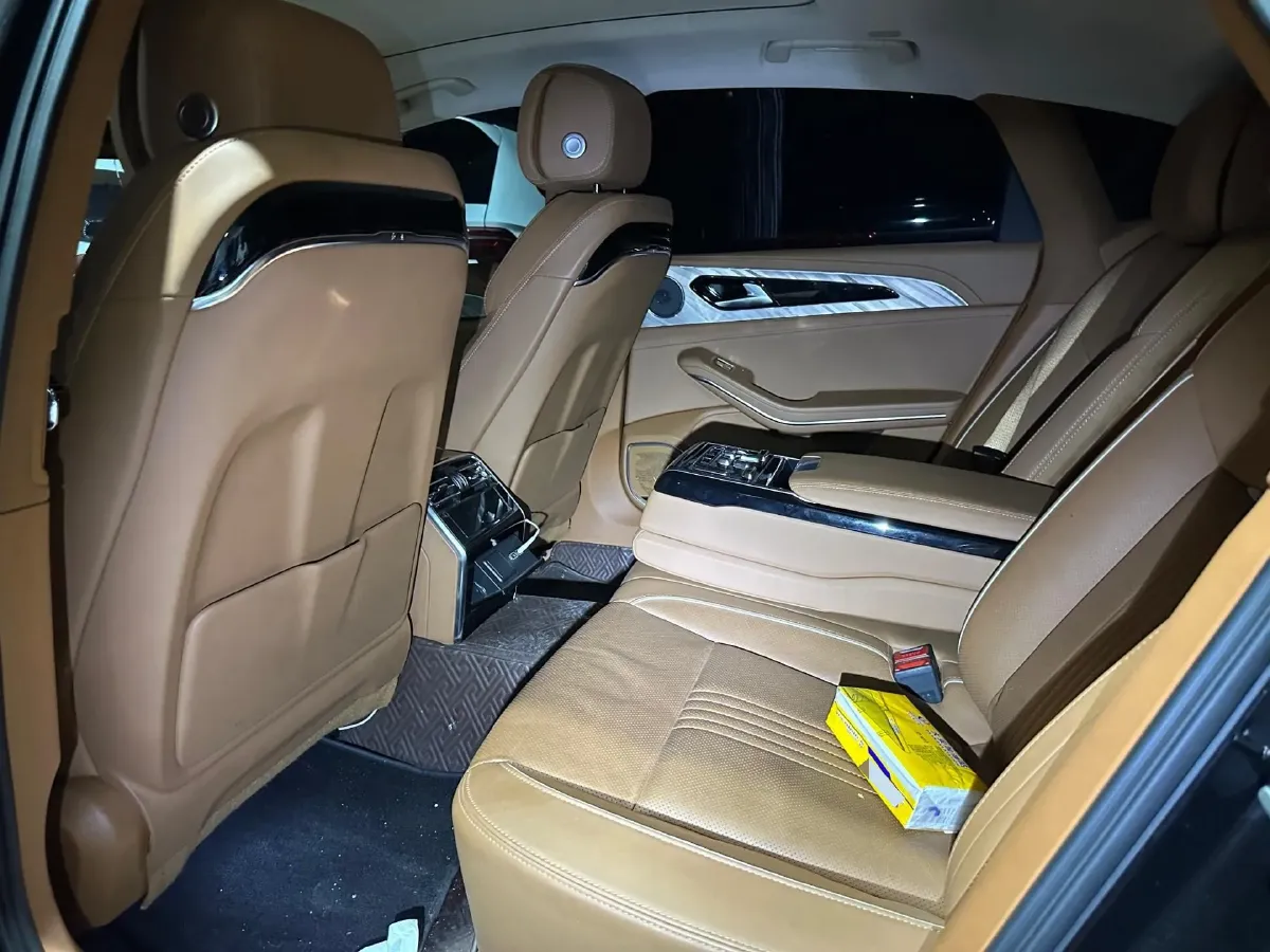 2020 HongQi H9 2.0T 252HP L4 7DCT,autocango,china used car exporter,china ev exporter,chinese used car exporter,chinese used ev exporter