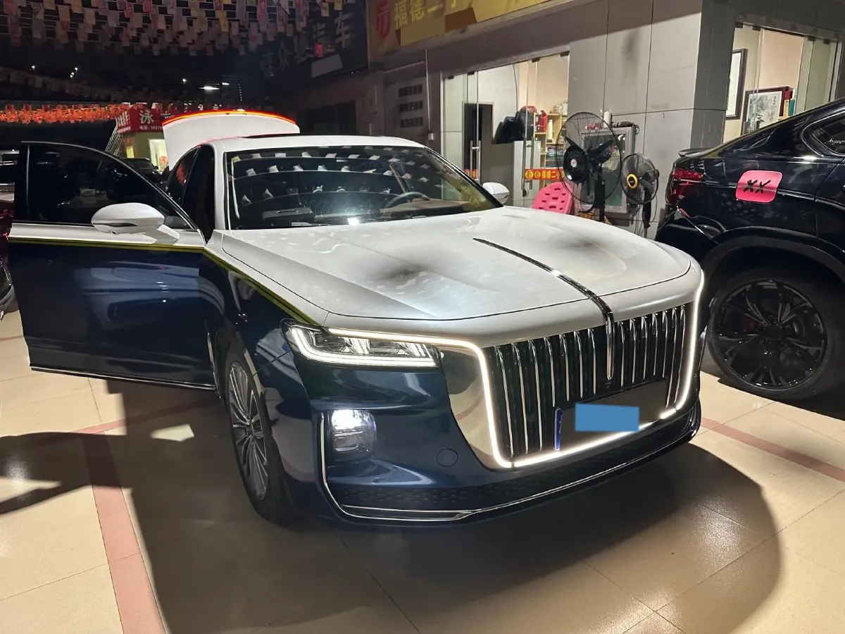 2020 HongQi H9 2.0T 252HP L4 7DCT,autocango,china used car exporter,china ev exporter,chinese used car exporter,chinese used ev exporter
