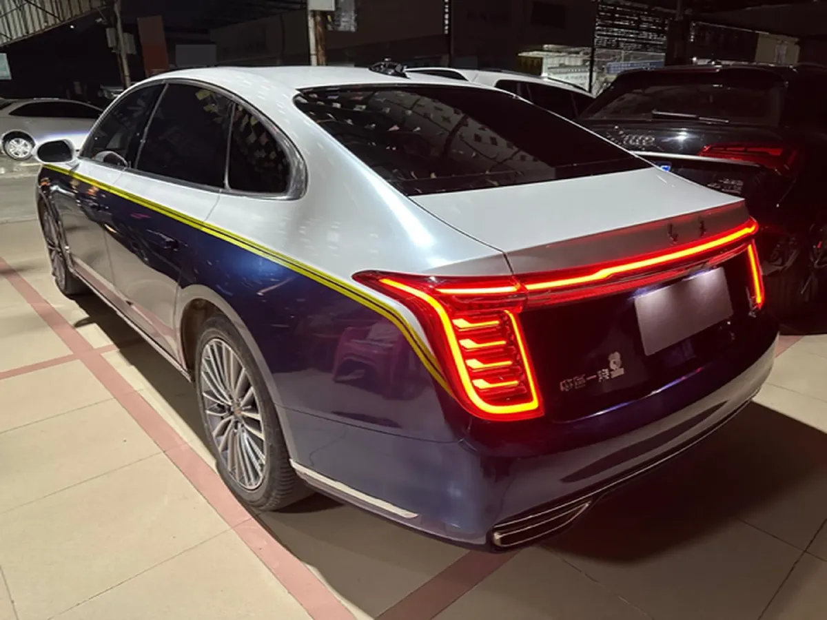 2020 HongQi H9 2.0T 252HP L4 7DCT,autocango,china used car exporter,china ev exporter,chinese used car exporter,chinese used ev exporter