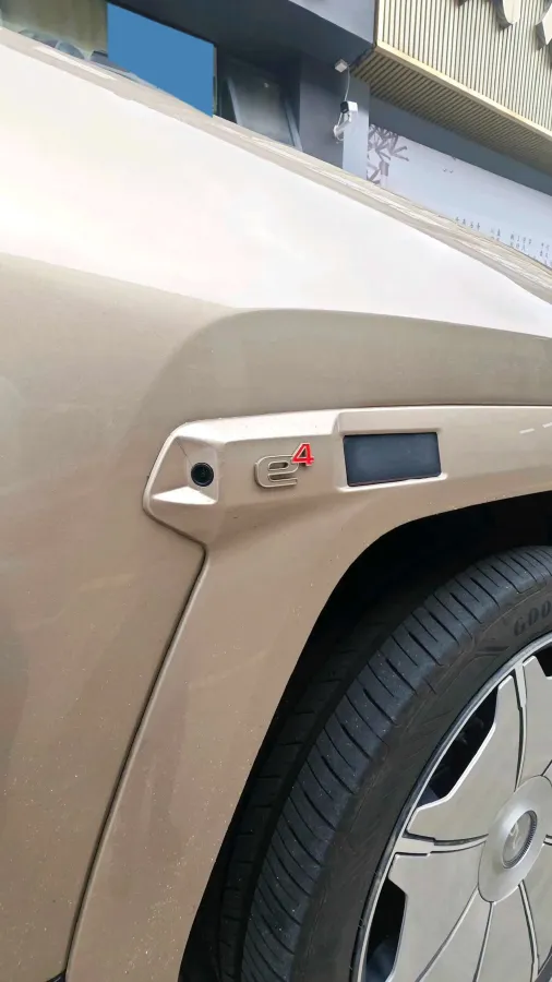 2025 YangWang U8 L REEV 272HP REEV,autocango,china used car exporter,china ev exporter,chinese used car exporter,chinese used ev exporter