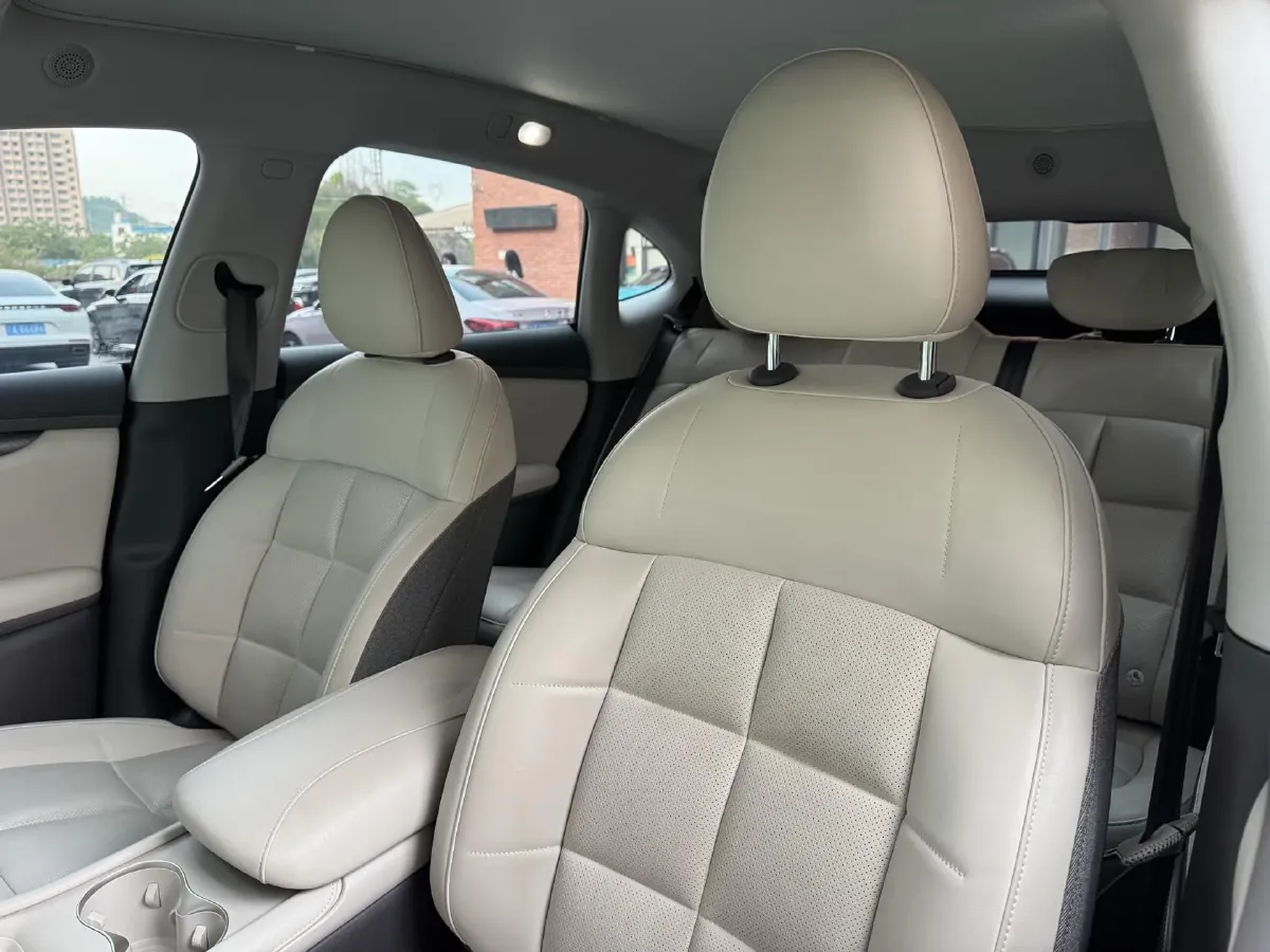 2025 IM LS6 BEV 75KWH,autocango,china used car exporter,china ev exporter,chinese used car exporter,chinese used ev exporter