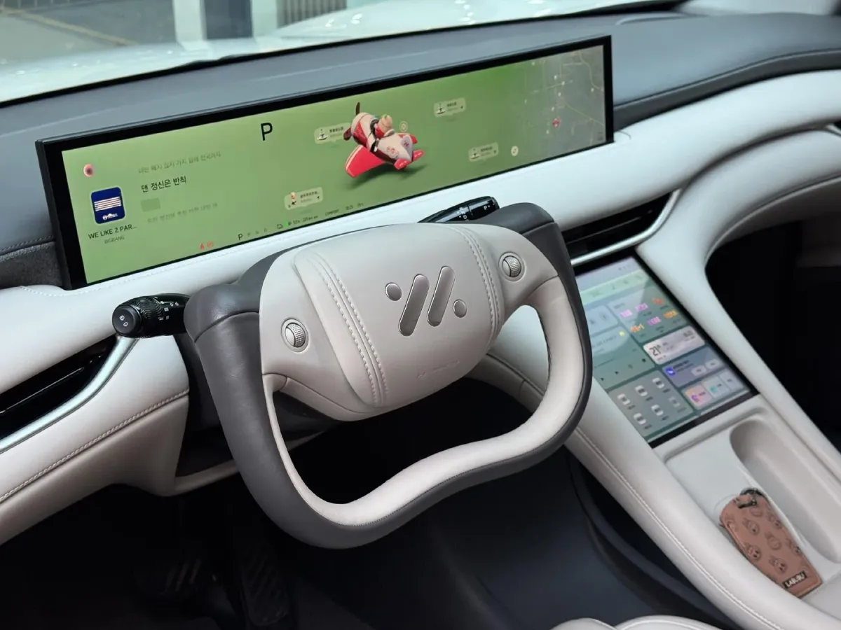 2025 IM LS6 BEV 75KWH,autocango,china used car exporter,china ev exporter,chinese used car exporter,chinese used ev exporter