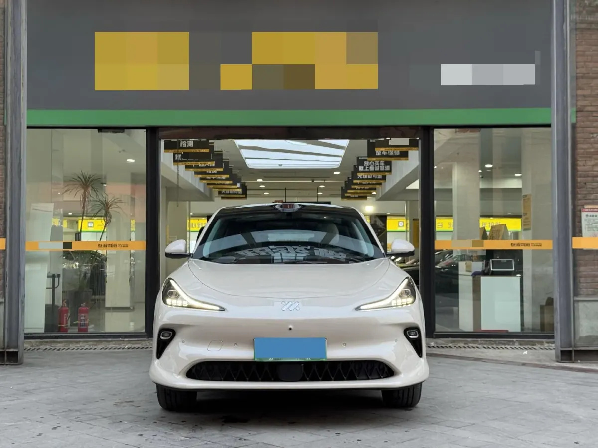 2025 IM LS6 BEV 75KWH,autocango,china used car exporter,china ev exporter,chinese used car exporter,chinese used ev exporter