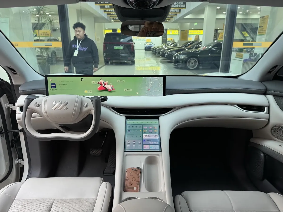 2025 IM LS6 BEV 75KWH,autocango,china used car exporter,china ev exporter,chinese used car exporter,chinese used ev exporter