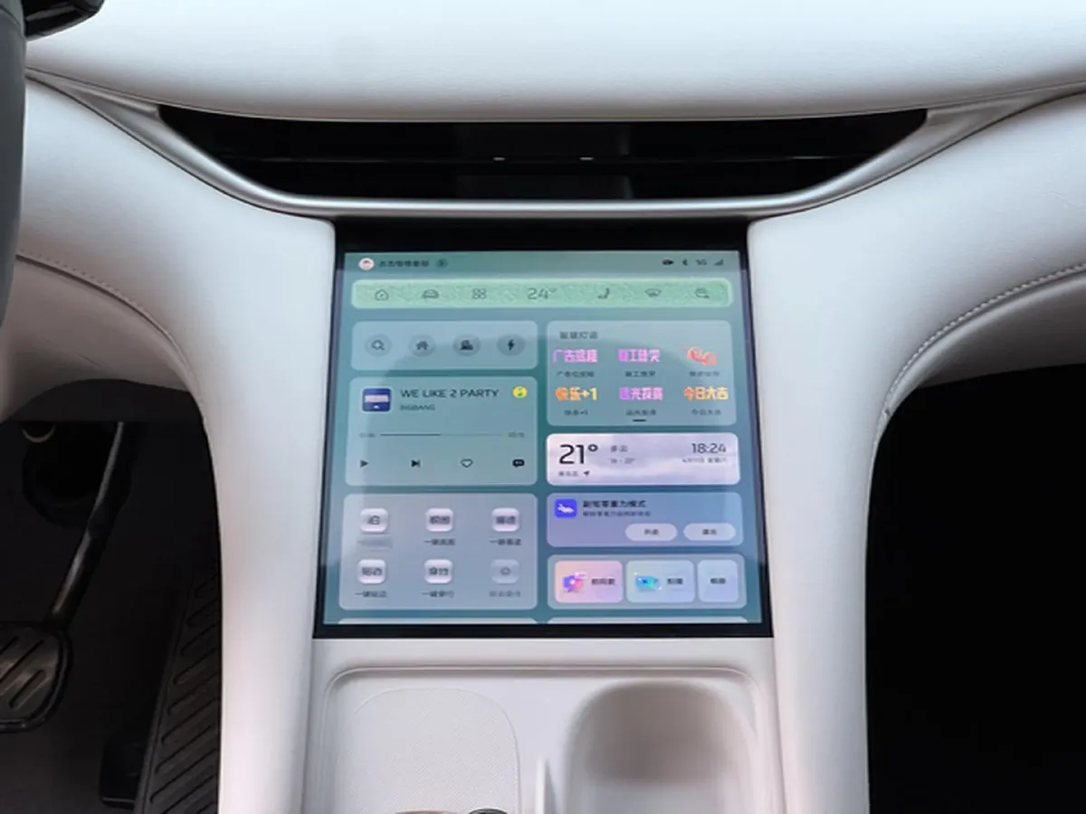 2025 IM LS6 BEV 75KWH,autocango,china used car exporter,china ev exporter,chinese used car exporter,chinese used ev exporter