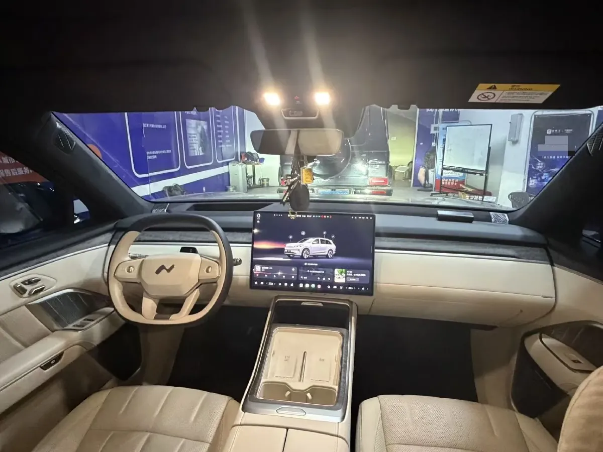 2025 ONVO L90 BEV,autocango,china used car exporter,china ev exporter,chinese used car exporter,chinese used ev exporter