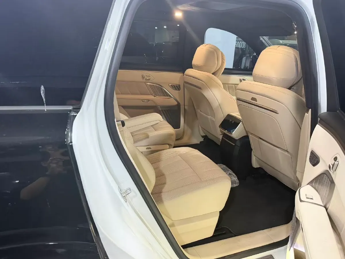 2025 ONVO L90 BEV,autocango,china used car exporter,china ev exporter,chinese used car exporter,chinese used ev exporter