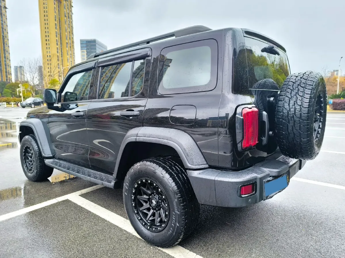 2021 Tank 300 2.0T 227HP L4 8AT,autocango,china used car exporter,china ev exporter,chinese used car exporter,chinese used ev exporter