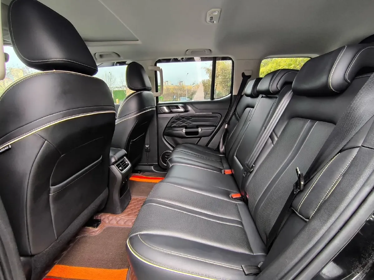 2021 Tank 300 2.0T 227HP L4 8AT,autocango,china used car exporter,china ev exporter,chinese used car exporter,chinese used ev exporter