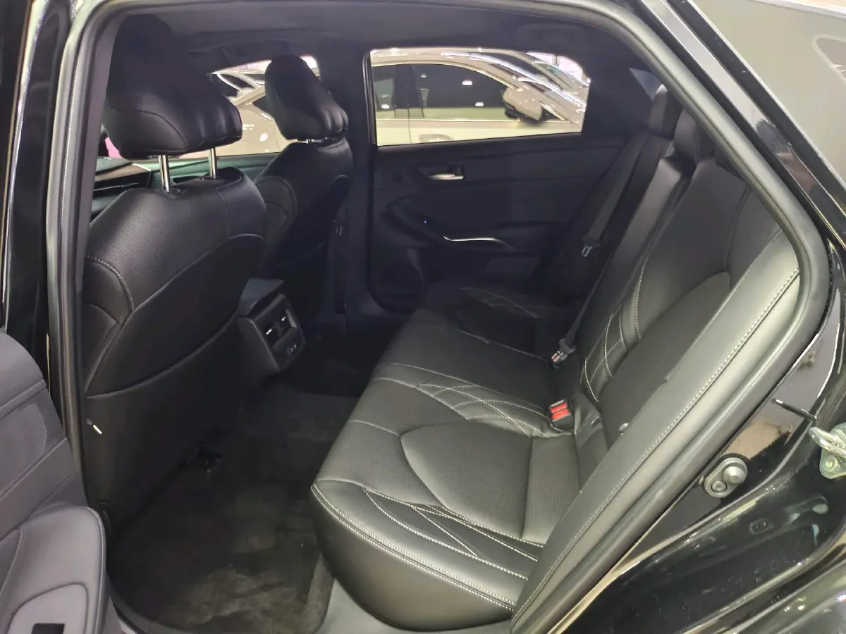 2019 Toyota Avalon 2.0L 178HP L4 CVT,autocango,china used car exporter,china ev exporter,chinese used car exporter,chinese used ev exporter