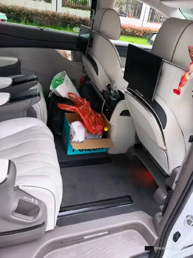 2022 Mercedes-Benz GLC Class 2.0T 197HP L4 9AT,autocango,china used car exporter,china ev exporter,chinese used car exporter,chinese used ev exporter