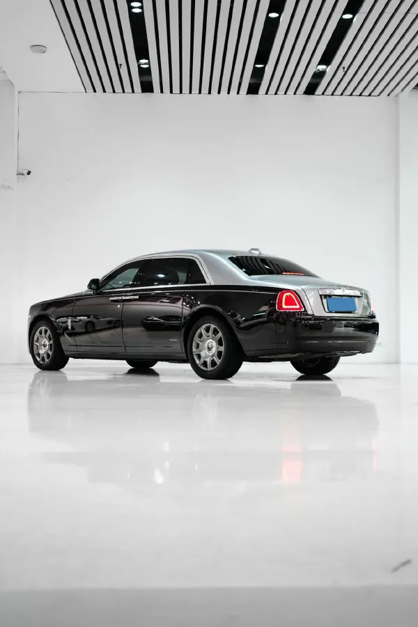 2018 Rolls-Royce Ghost 6.6T 571HP V12 8AT,autocango,china used car exporter,china ev exporter,chinese used car exporter,chinese used ev exporter