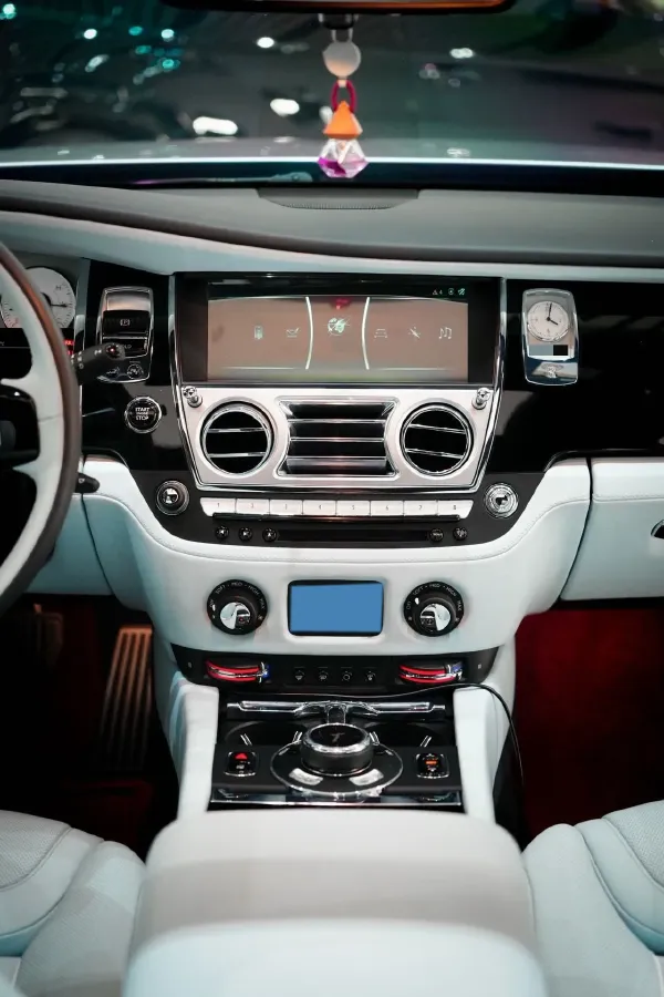 2018 Rolls-Royce Ghost 6.6T 571HP V12 8AT,autocango,china used car exporter,china ev exporter,chinese used car exporter,chinese used ev exporter