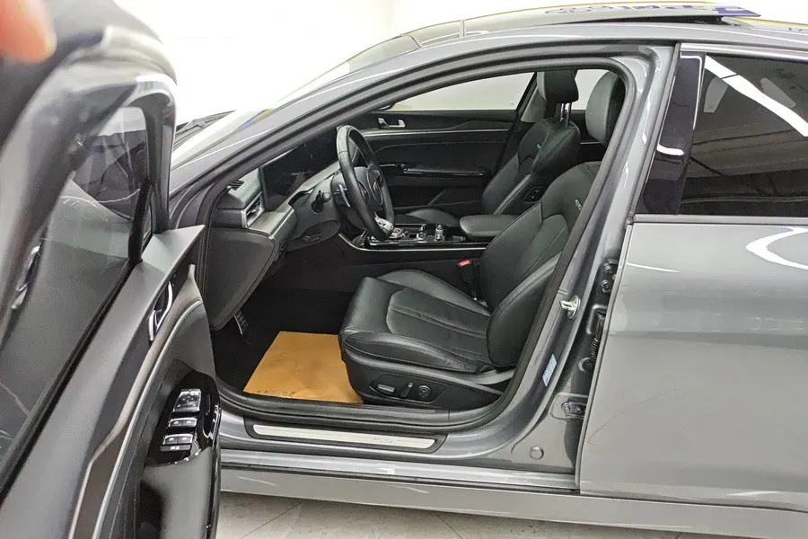 2020 Kia K5 2.0T 240HP L4 8AT,autocango,china used car exporter,china ev exporter,chinese used car exporter,chinese used ev exporter