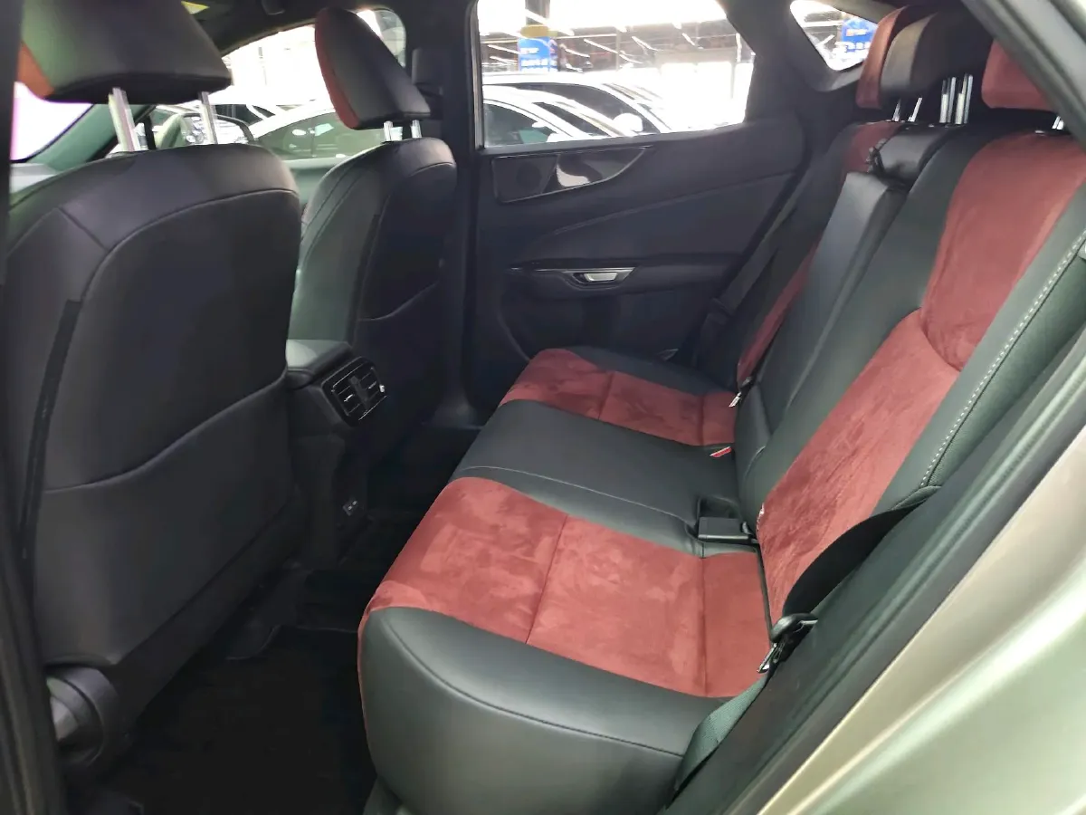 2022 Lexus NX 2.5L 205HP L4 8AT,autocango,china used car exporter,china ev exporter,chinese used car exporter,chinese used ev exporter