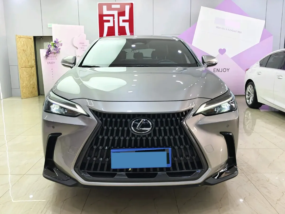2022 Lexus NX 2.5L 205HP L4 8AT,autocango,china used car exporter,china ev exporter,chinese used car exporter,chinese used ev exporter