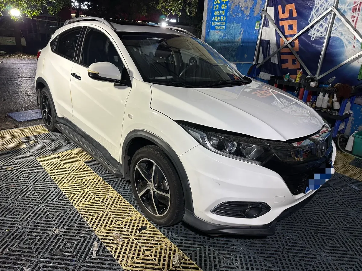 2022 Honda Vezel 1.5L 131HP L4 CVT,autocango,china used car exporter,china ev exporter,chinese used car exporter,chinese used ev exporter