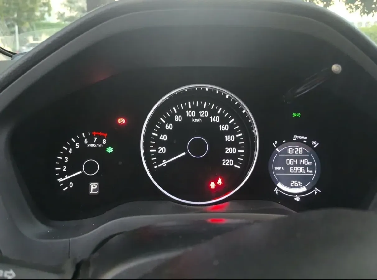 2022 Honda Vezel 1.5L 131HP L4 CVT,autocango,china used car exporter,china ev exporter,chinese used car exporter,chinese used ev exporter