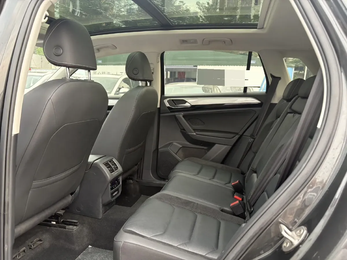 2020 Volkswagen Tayron 2.0T 186HP L4 7DCT,autocango,china used car exporter,china ev exporter,chinese used car exporter,chinese used ev exporter