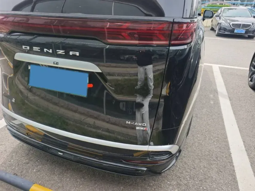 2025 Denza D9 1.5T 156HP L4 E-CVT PHEV 40KWH,autocango,china used car exporter,china ev exporter,chinese used car exporter,chinese used ev exporter