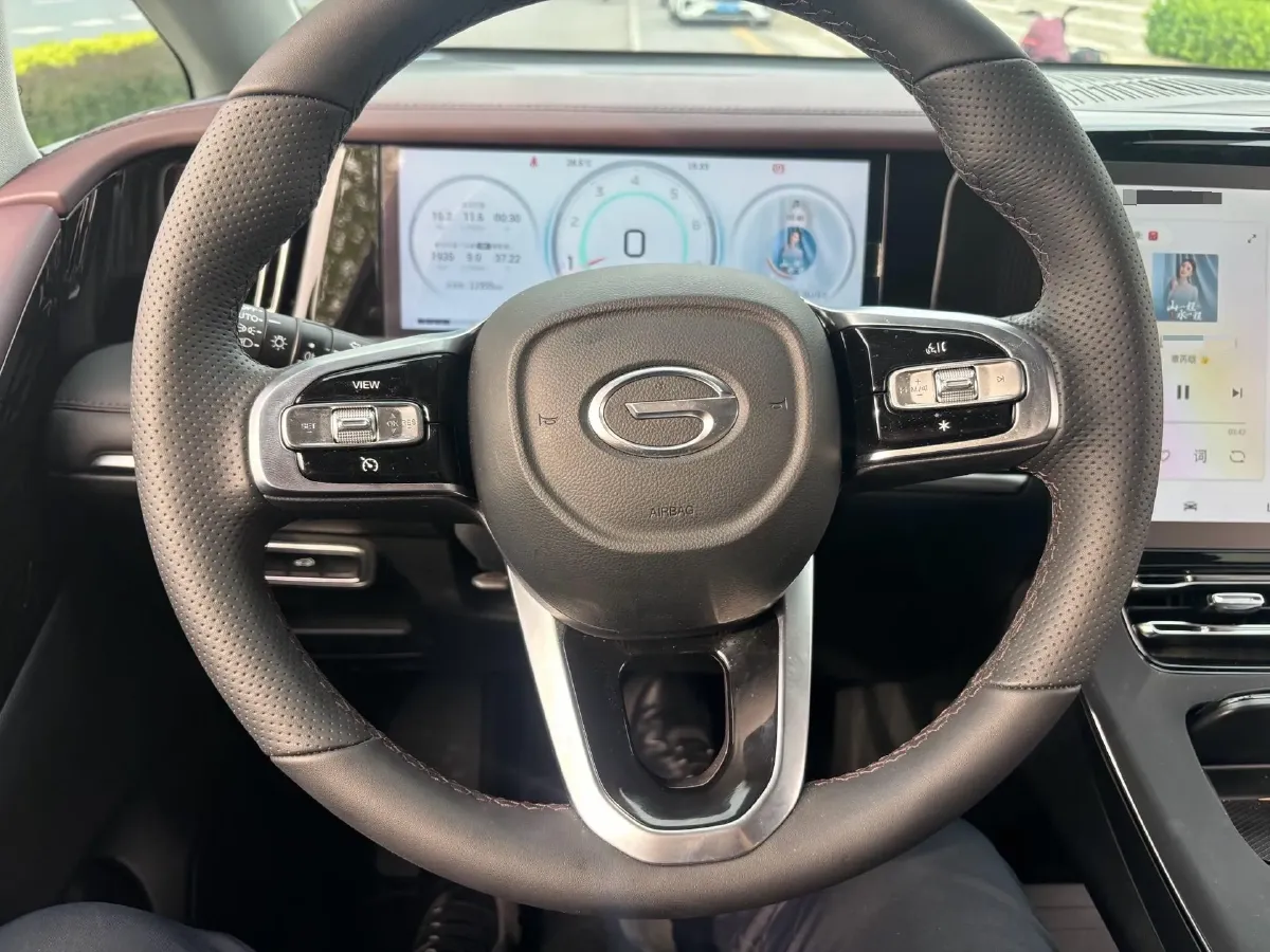 2024 GAC Trumpchi M8 2.0T 252HP L4 8AT,autocango,china used car exporter,china ev exporter,chinese used car exporter,chinese used ev exporter