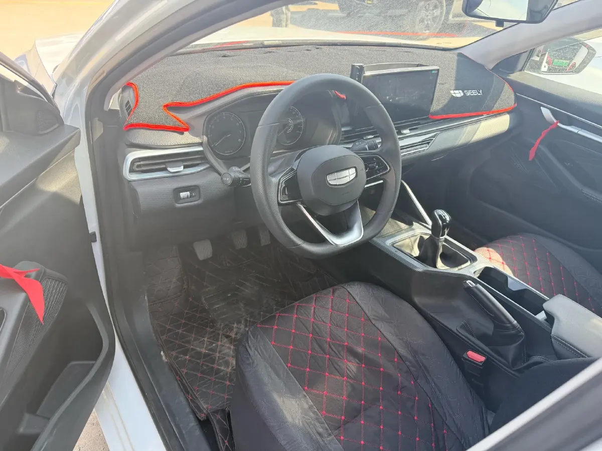 2025 Geely Emgrand 1.5L 127HP L4 5MT,autocango,china used car exporter,china ev exporter,chinese used car exporter,chinese used ev exporter